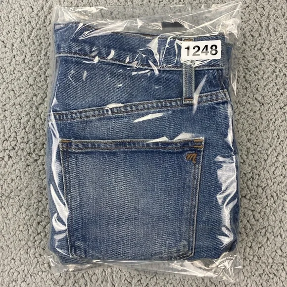 Madewell High-Rise Denim Shorts in Burke Wash: Button-Front EditionSize:27